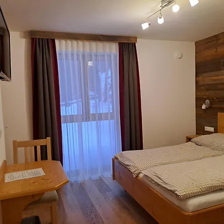 & Schwarzenbacher Sonja & Konrad Kleinarl