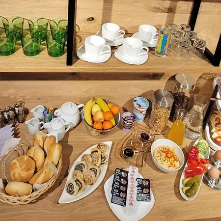 & Schwarzenbacher Sonja & Konrad Kleinarl